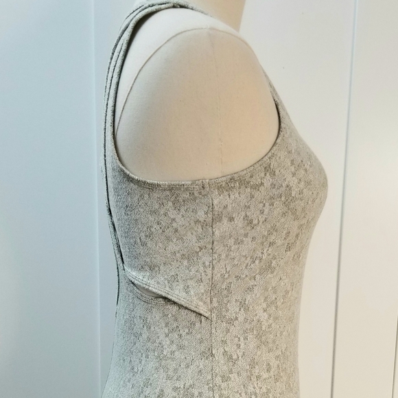 Gymshark Grayish green/Olive Green Women's Active Athletic Sporty Tank Top, S - Picture 5 of 9